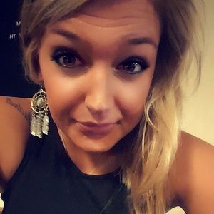 Meet your Posher, Madison